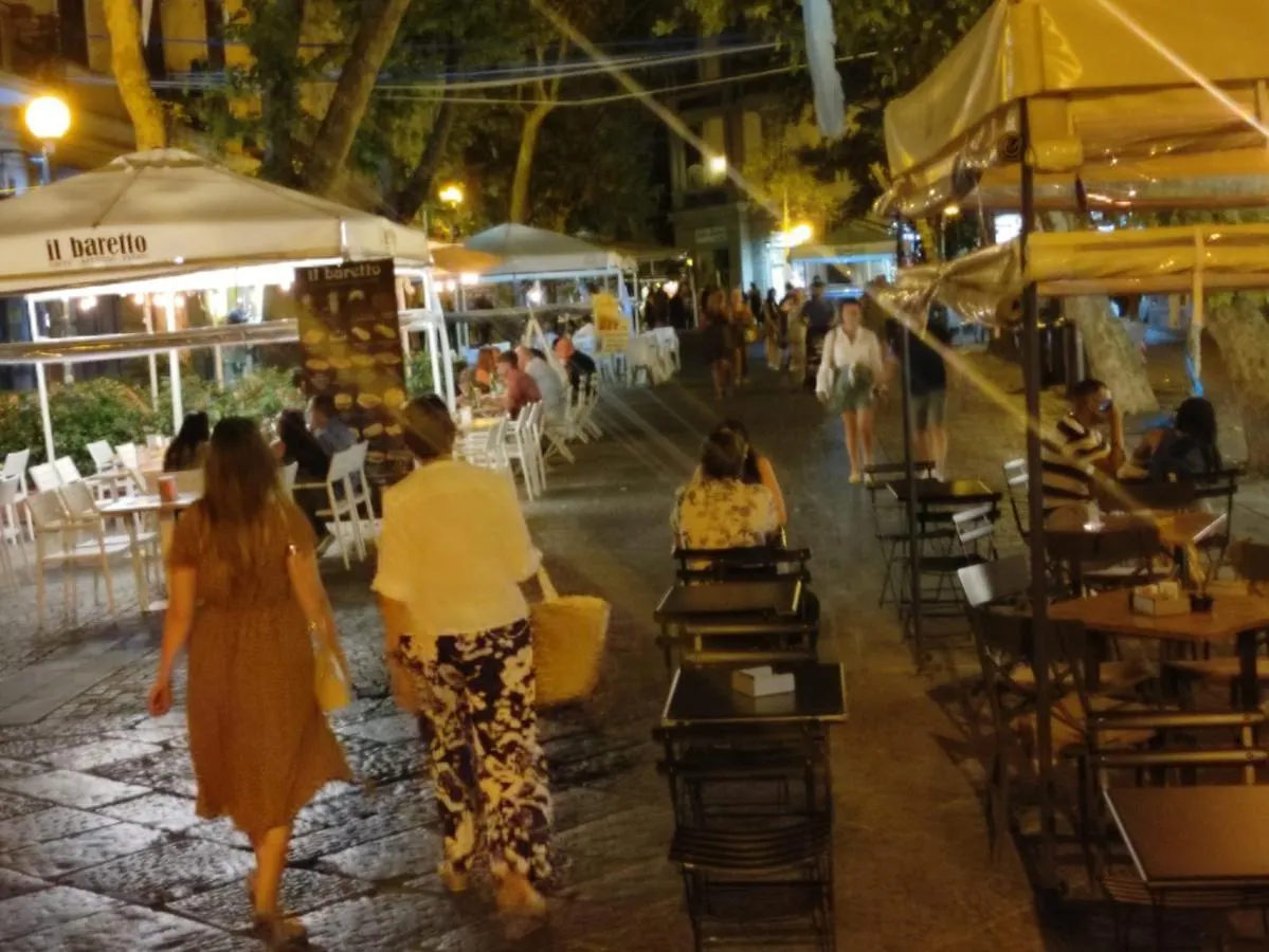 那不勒斯Guada House公寓